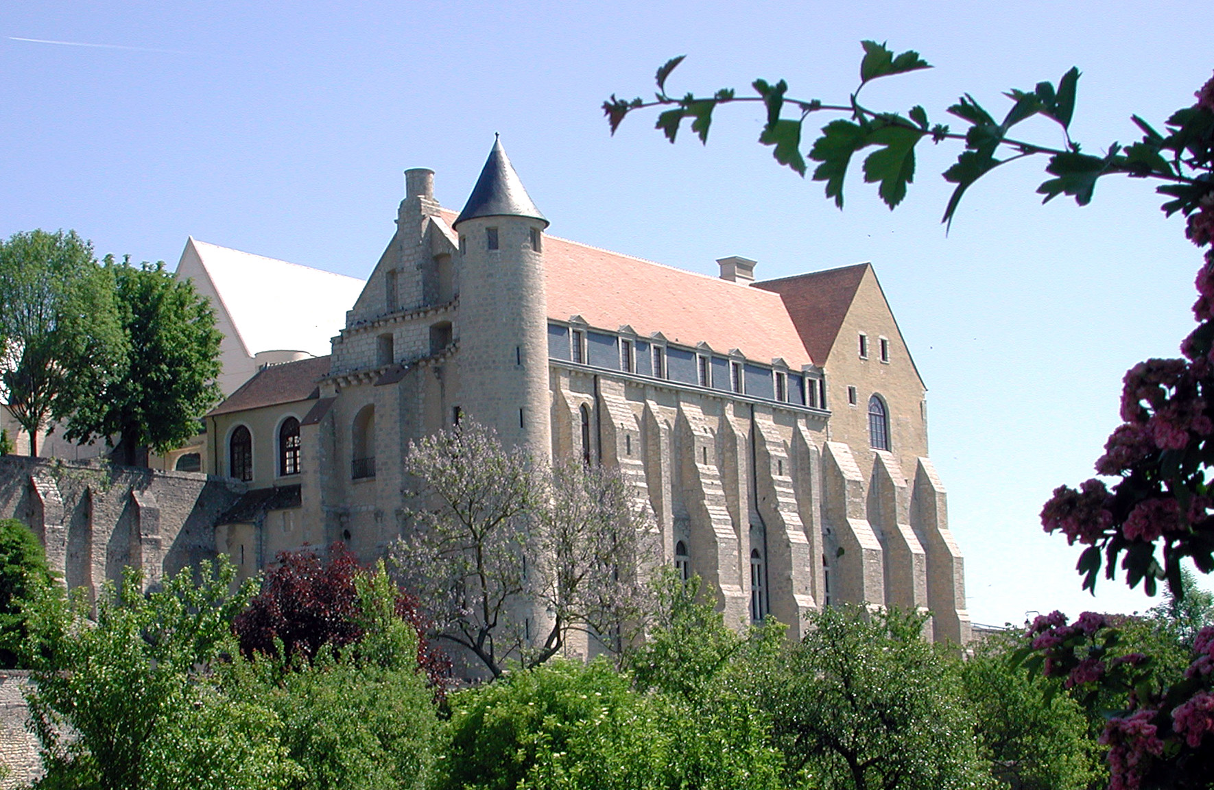 Chateau landon